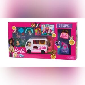 Barbie Deluxe Pet Camper Playset